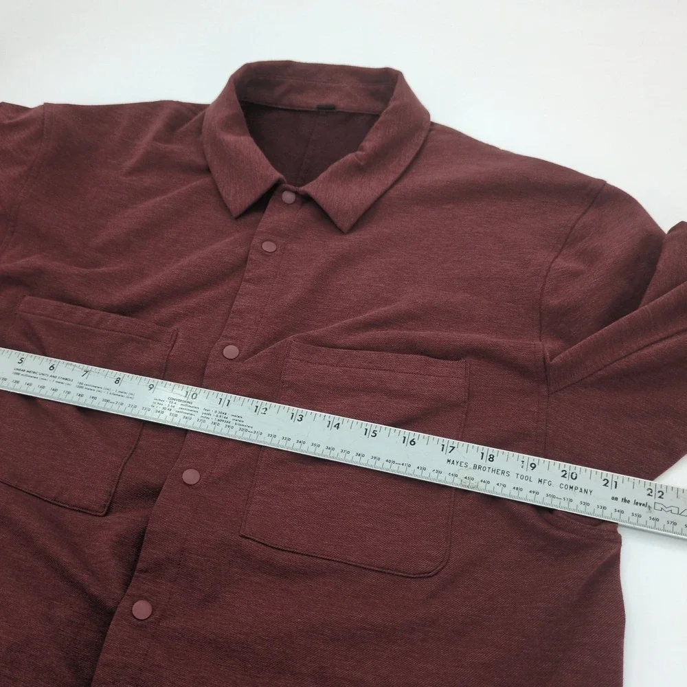 Lululemon Compatibility Shirt Mens Large Red Snap Front‎ Stretch Performance